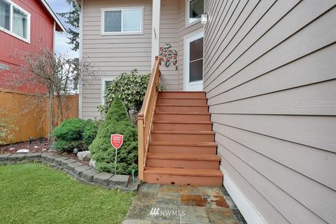 226 174th St E, Spanaway, WA 98387 photo 4