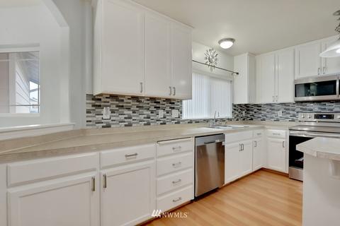 226 174th St E, Spanaway, WA 98387 photo 9