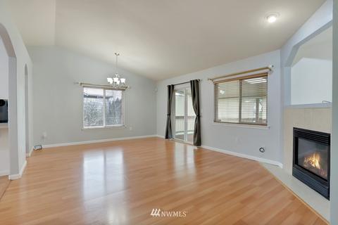 226 174th St E, Spanaway, WA 98387 photo 6