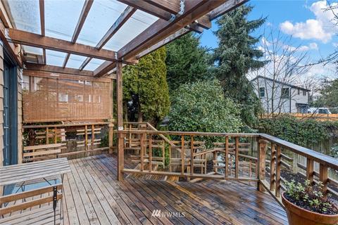 2809 E Spring St, Seattle, WA 98122 photo 13