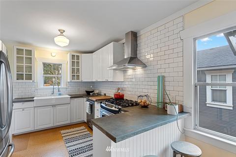 2809 E Spring St, Seattle, WA 98122 photo 9