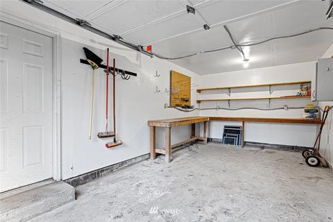 2809 E Spring St, Seattle, WA 98122 photo 17