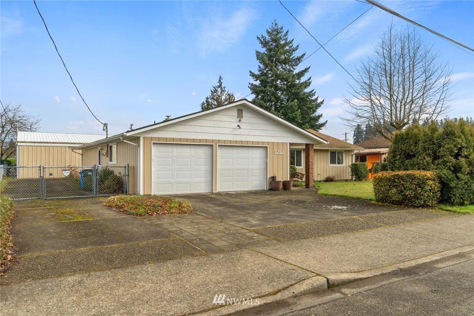 1212 Johnson Rd, Centralia, WA 98531 21 Photos MLS