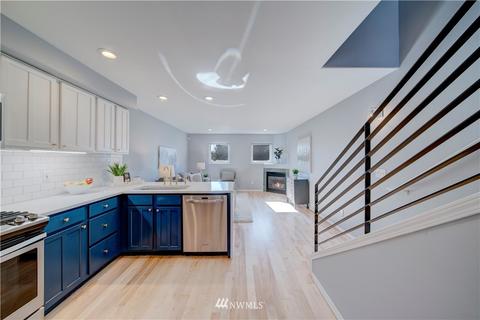 1414 E Spruce St, Seattle, WA 98122 photo 2