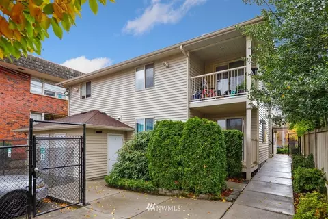 1227 Broadway, Everett, WA 98201 photo 3