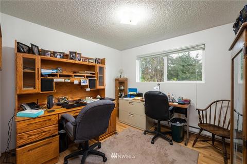 6852 Goodwin Rd, Everson, WA 98247 photo 4