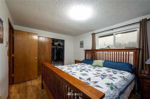 6852 Goodwin Rd, Everson, WA 98247 photo 3