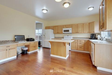 906 Williams St NW, Orting, WA 98360 photo 11
