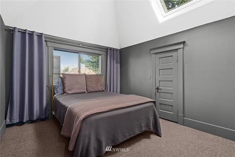 1122 E John St, Seattle, WA 98102 photo 20