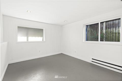 1122 E John St, Seattle, WA 98102 photo 33