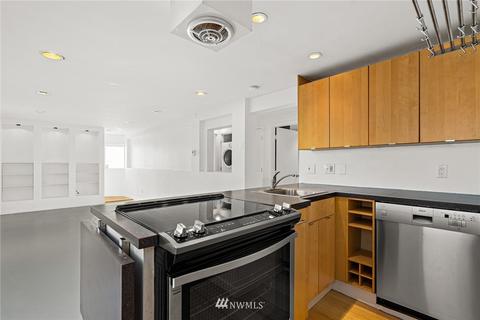 1122 E John St, Seattle, WA 98102 photo 30