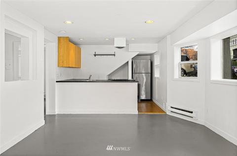 1122 E John St, Seattle, WA 98102 photo 27