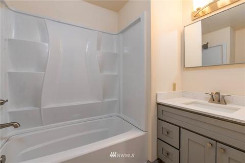 7456 Riverside Dr E, Sumner, WA 98390 photo 17
