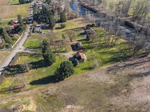 7456 Riverside Dr E, Sumner, WA 98390 photo 1