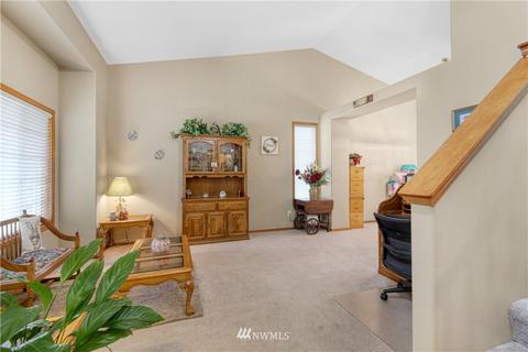 3318 95th Pl SE, Everett, WA 98208 photo 2
