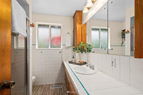 424 240th St SE, Bothell, WA 98021 photo 18