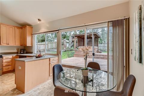 706 221st St SW, Bothell, WA 98021 photo 12