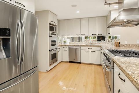 2249 39th Ave E, Seattle, WA 98112 photo 9