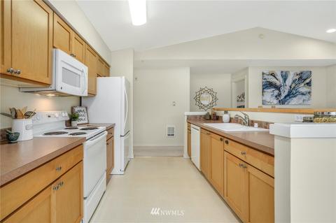 2009 196th St SE #A305, Bothell, WA 98012 photo 12
