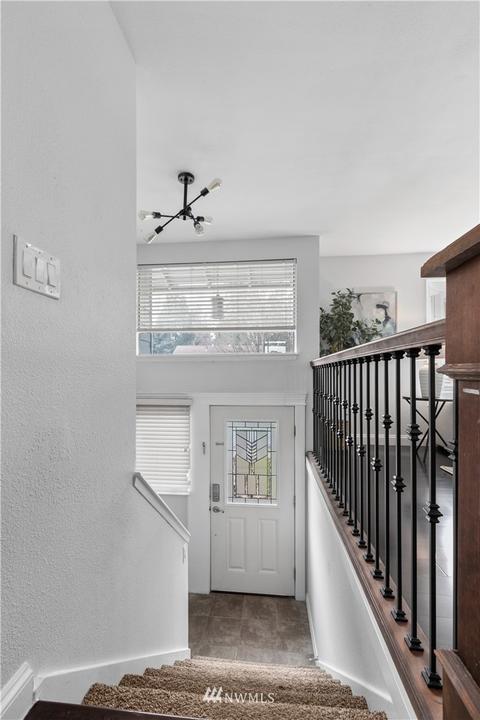 20423 11th Dr SE, Bothell, WA 98012 photo 2