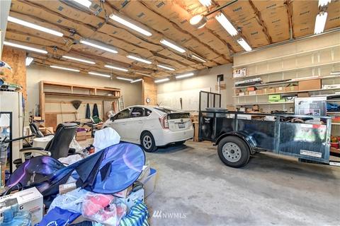 10309 Holly Dr, Everett, WA 98204 photo 4