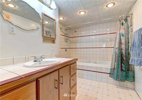 10309 Holly Dr, Everett, WA 98204 photo 13