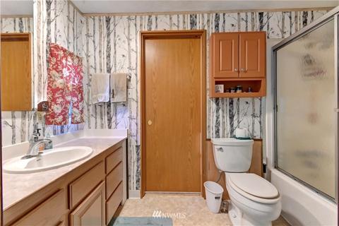 10309 Holly Dr, Everett, WA 98204 photo 9