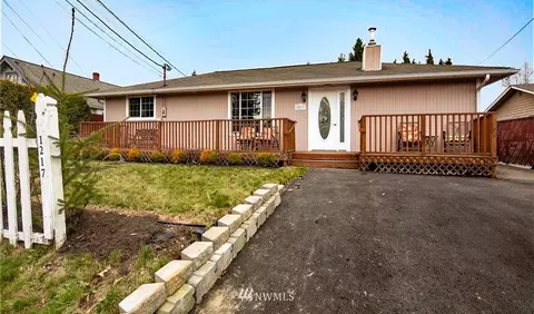 1217 E Casino Rd, Everett, WA 98203 photo 1