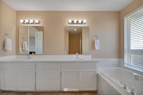 208 Almadon St, Enumclaw, WA 98022 photo 26