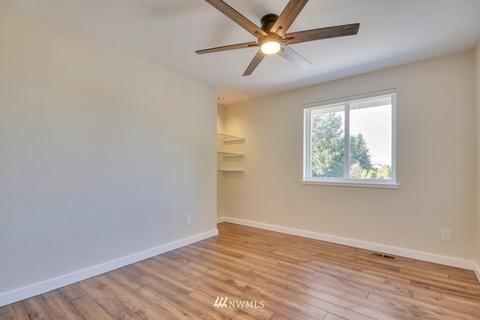208 Almadon St, Enumclaw, WA 98022 photo 29