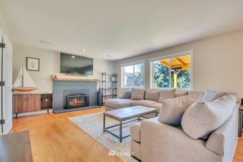 208 Almadon St, Enumclaw, WA 98022 photo 18