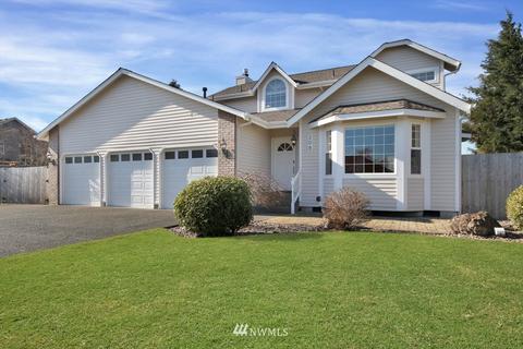 208 Almadon St, Enumclaw, WA 98022 photo 2