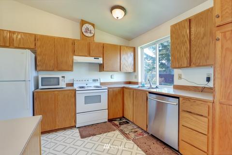 1150 Berilla Dr, Enumclaw, WA 98022 photo 6