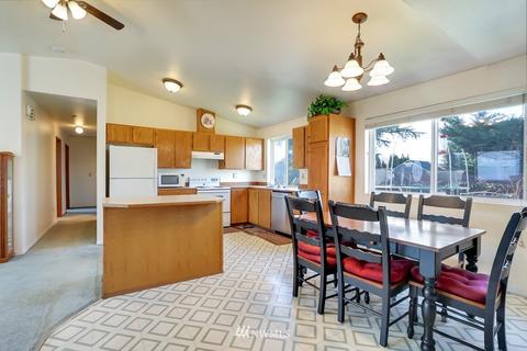 1150 Berilla Dr, Enumclaw, WA 98022 photo 5