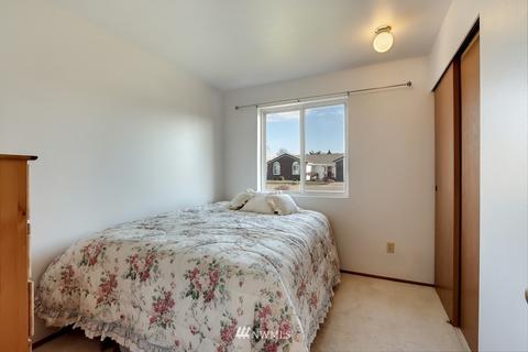 1150 Berilla Dr, Enumclaw, WA 98022 photo 12