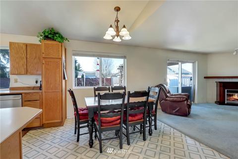 1150 Berilla Dr, Enumclaw, WA 98022 photo 4