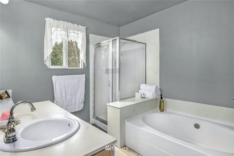 408 211th Pl SE, Bothell, WA 98021 photo 17