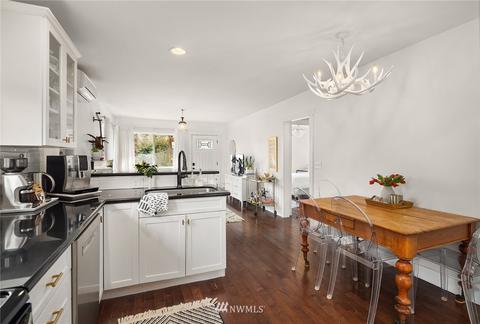 2504 E Pine St, Seattle, WA 98122 photo 13