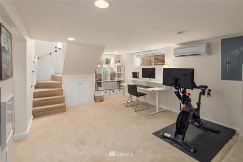 2504 E Pine St, Seattle, WA 98122 photo 21