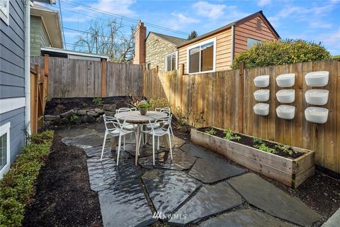 2504 E Pine St, Seattle, WA 98122 photo 30