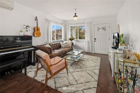 2504 E Pine St, Seattle, WA 98122 photo 5