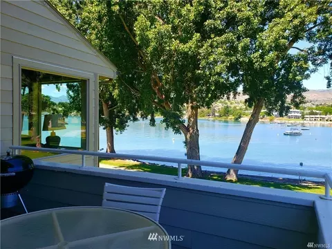 1 Beach 581-d, Manson, WA 98831