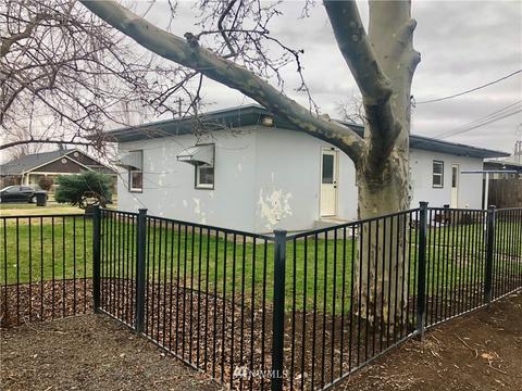 1017 W Chestnut St, Walla Walla, WA 99362 photo 3