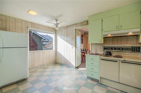 626 Warren Ave, Everett, WA 98201 photo 15