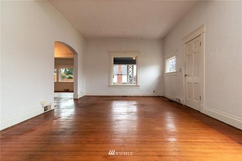 1402 E Alder, Walla Walla, WA 99362 photo 4
