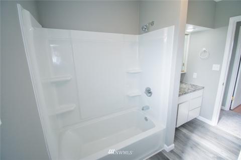 407 W 1st St, Everson, WA 98247 photo 16