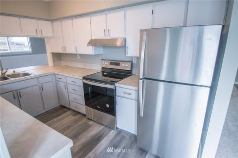 407 W 1st St, Everson, WA 98247 photo 6