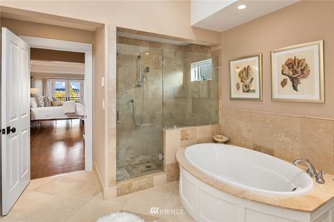 1232 39th Ave E, Seattle, WA 98112 photo 17
