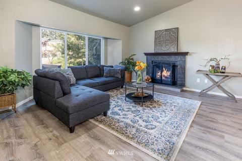1914 164th St E, Spanaway, WA 98387 photo 4