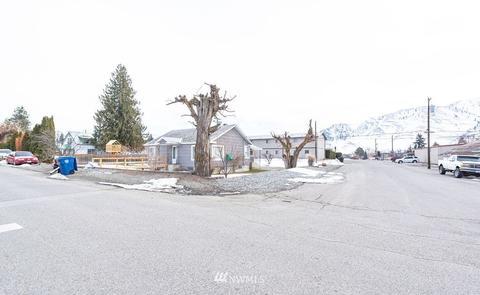 706 E Johnson Ave, Chelan, WA 98816 photo 4